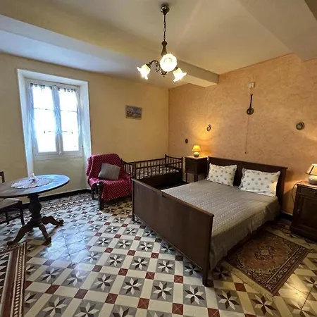 Plassot Дом отдыха *