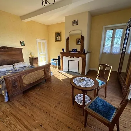 Plassot Дом отдыха Monget