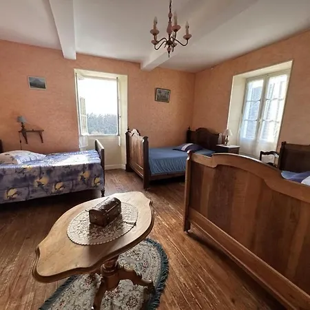 Plassot Дом отдыха